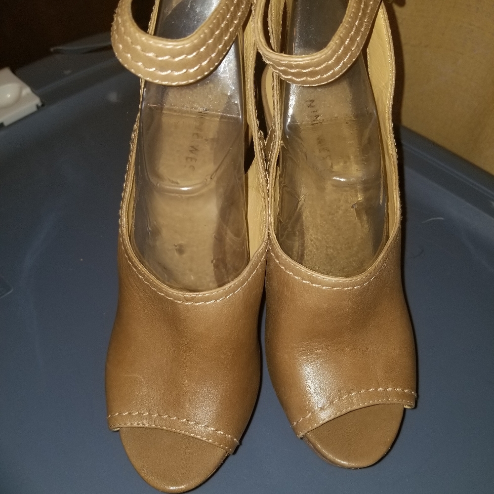 5" platform heal toe out shoe